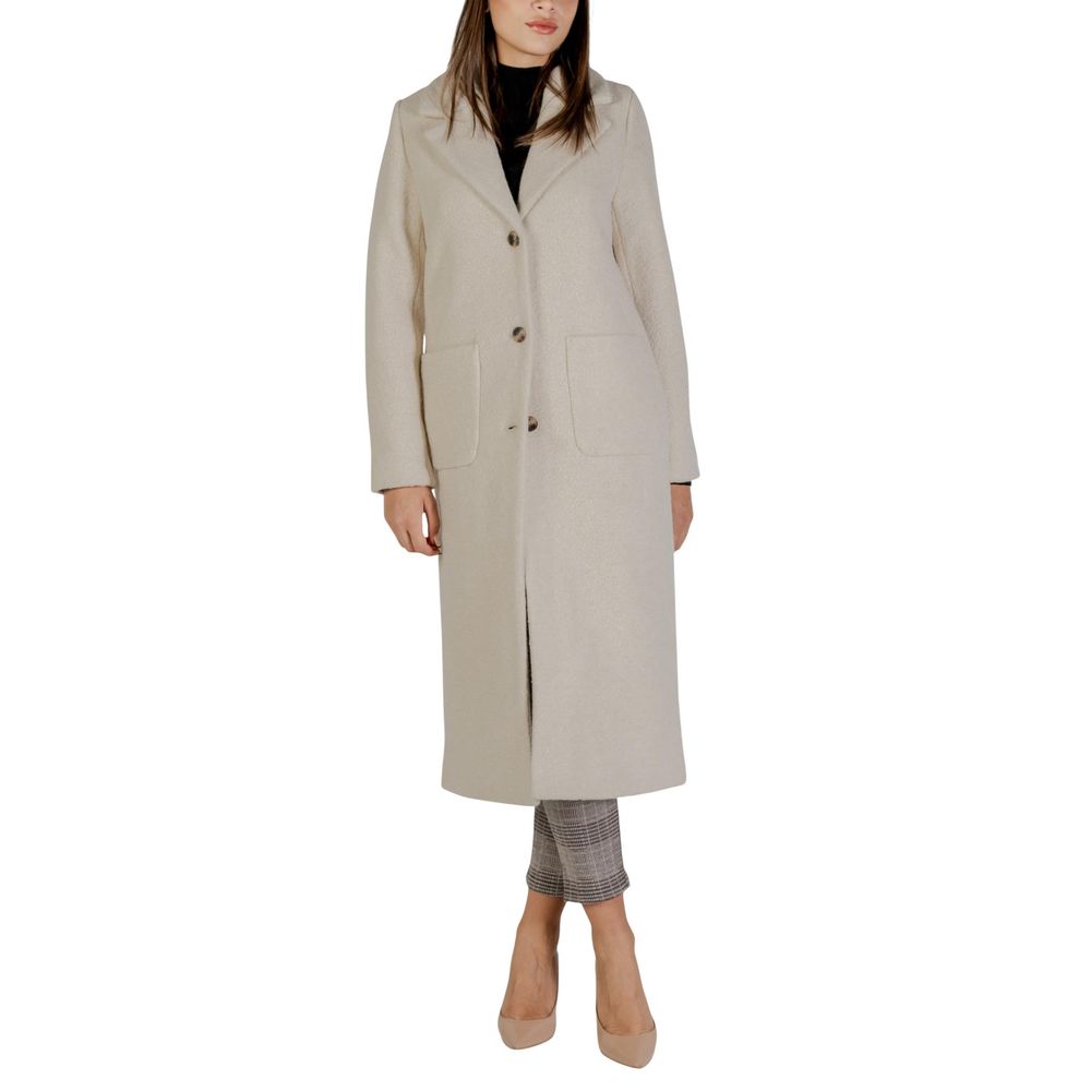 ICHI IHSTIPA JA6 Women's Cream Wool Coat