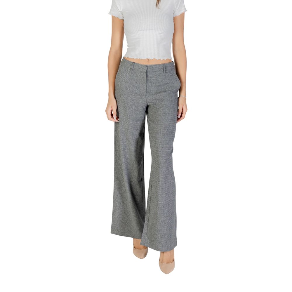 Only ONLDELL LIFE MW Wide Pant CC TLR - Gray Casual Trousers
