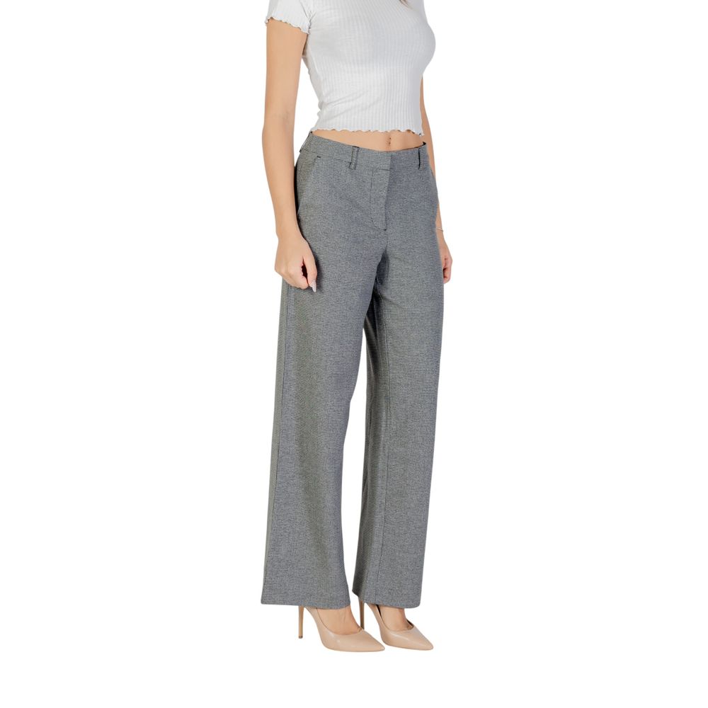 Only ONLDELL LIFE MW Wide Pant CC TLR - Gray Casual Trousers