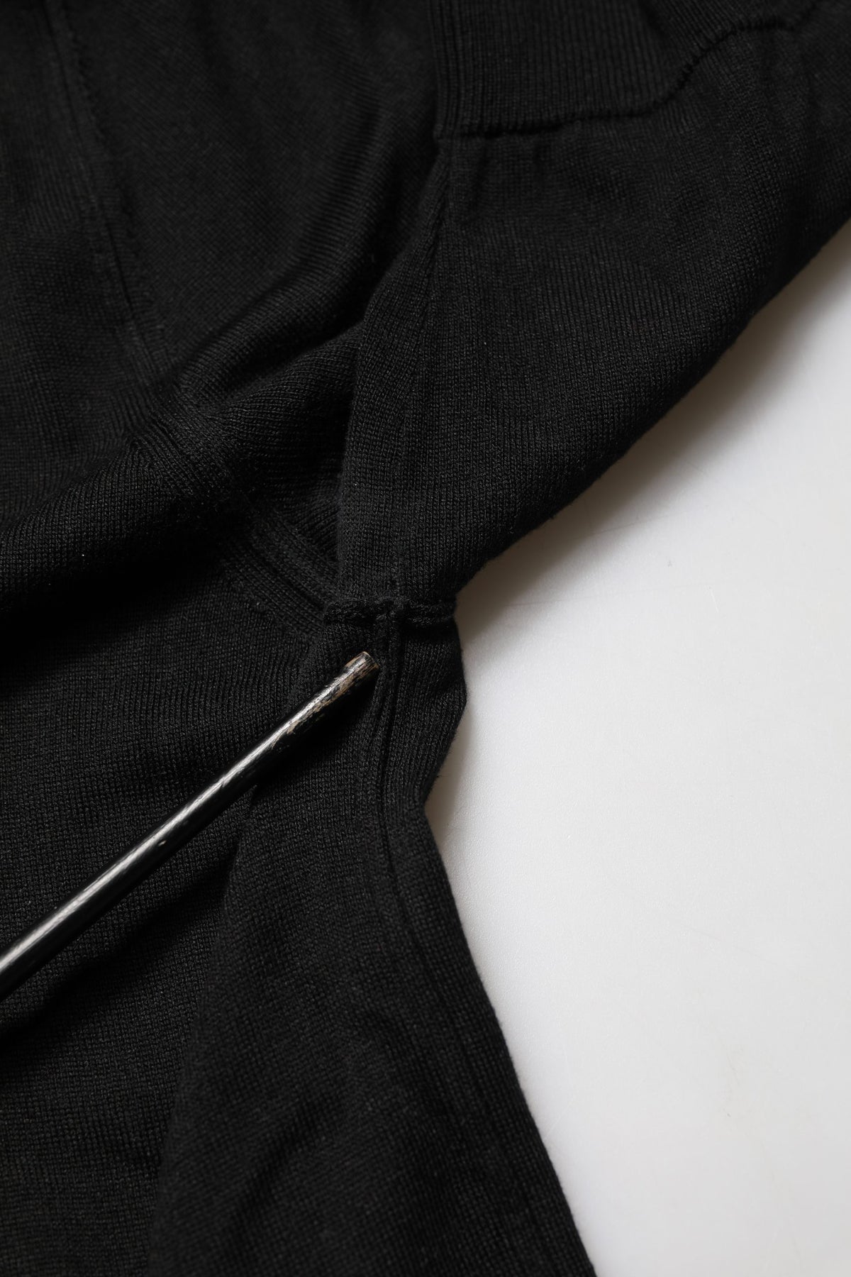 Polo à manches courtes Dolce & Gabbana en laine noire pour homme