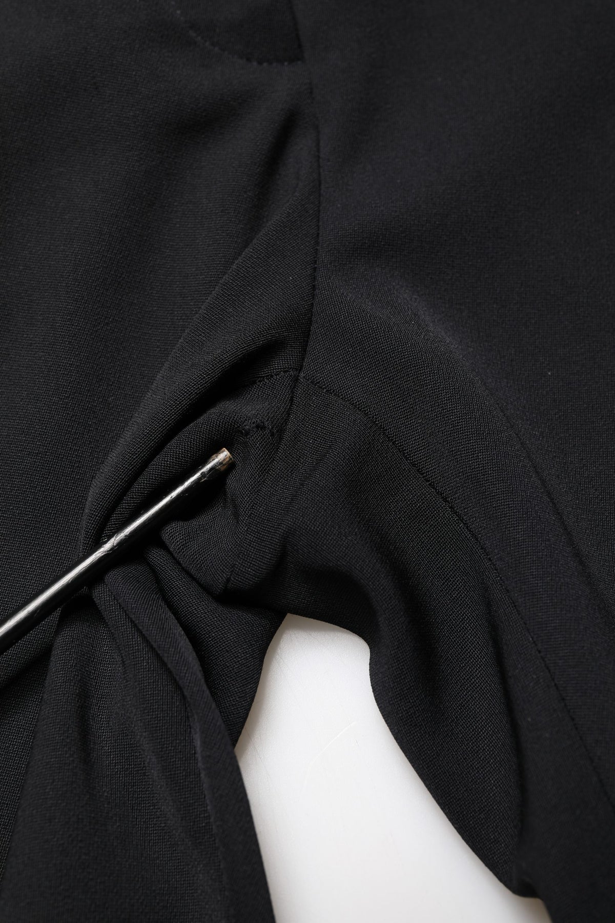 Dolce & Gabbana Black Wool High Waist Cropped Tapered Pants