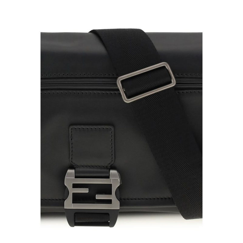 Sac bandoulière Fendi Bos Taurus en cuir de veau noir