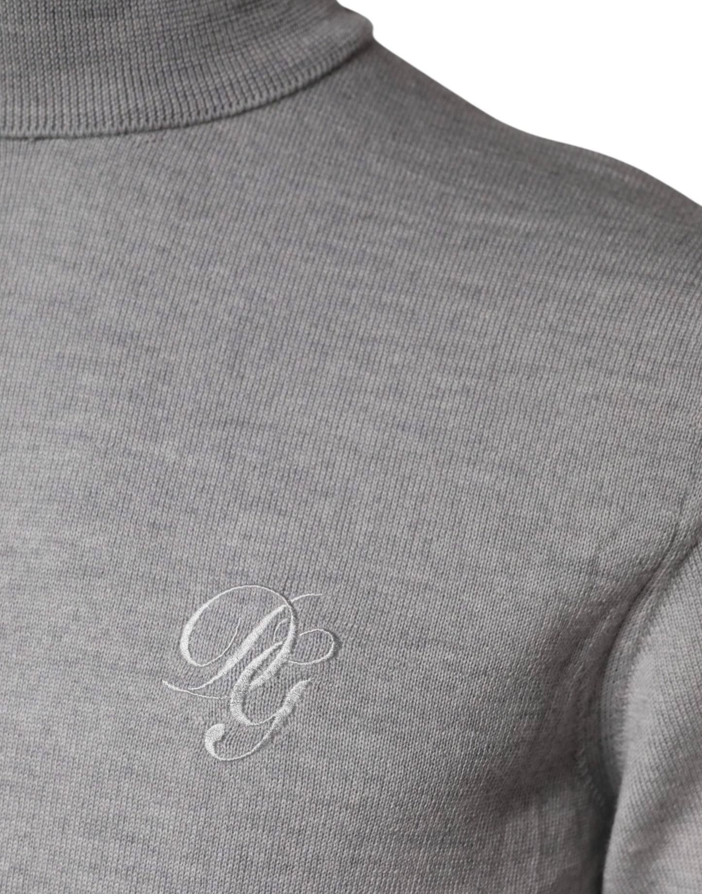 Pull Dolce & Gabbana gris à col roulé et manches longues