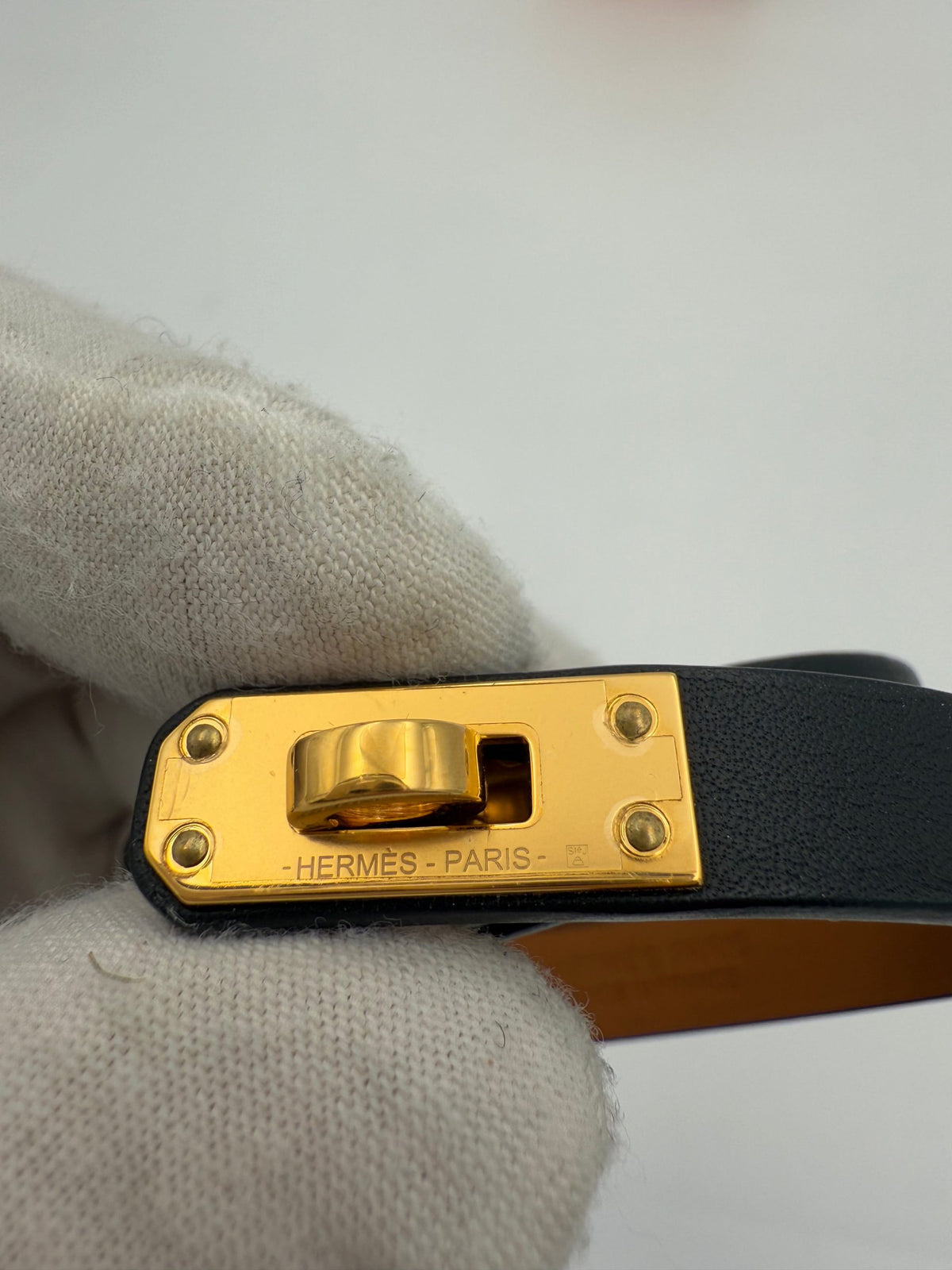 Bracelet Hermès KELLY - Élégance intemporelle