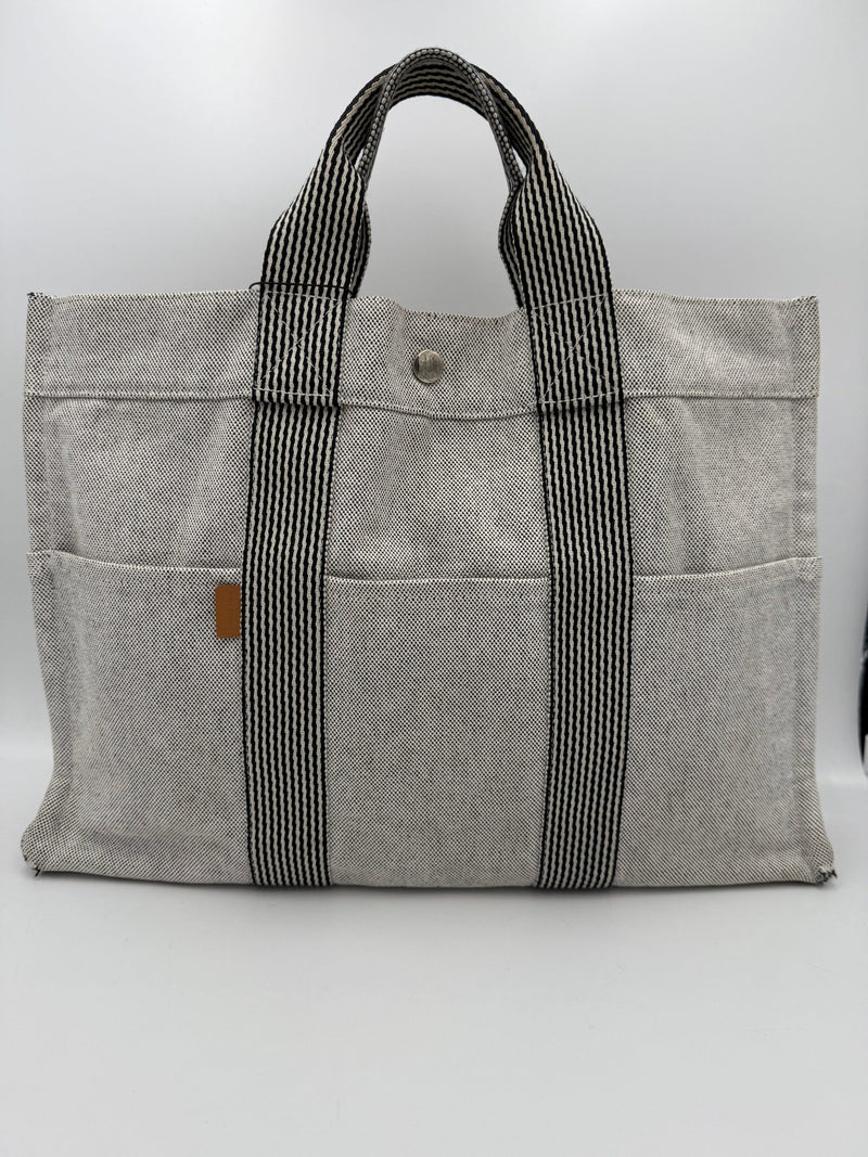 Hermès HERMÈS HERLINE Handbag - Iconic Style Inspired by Equestrian