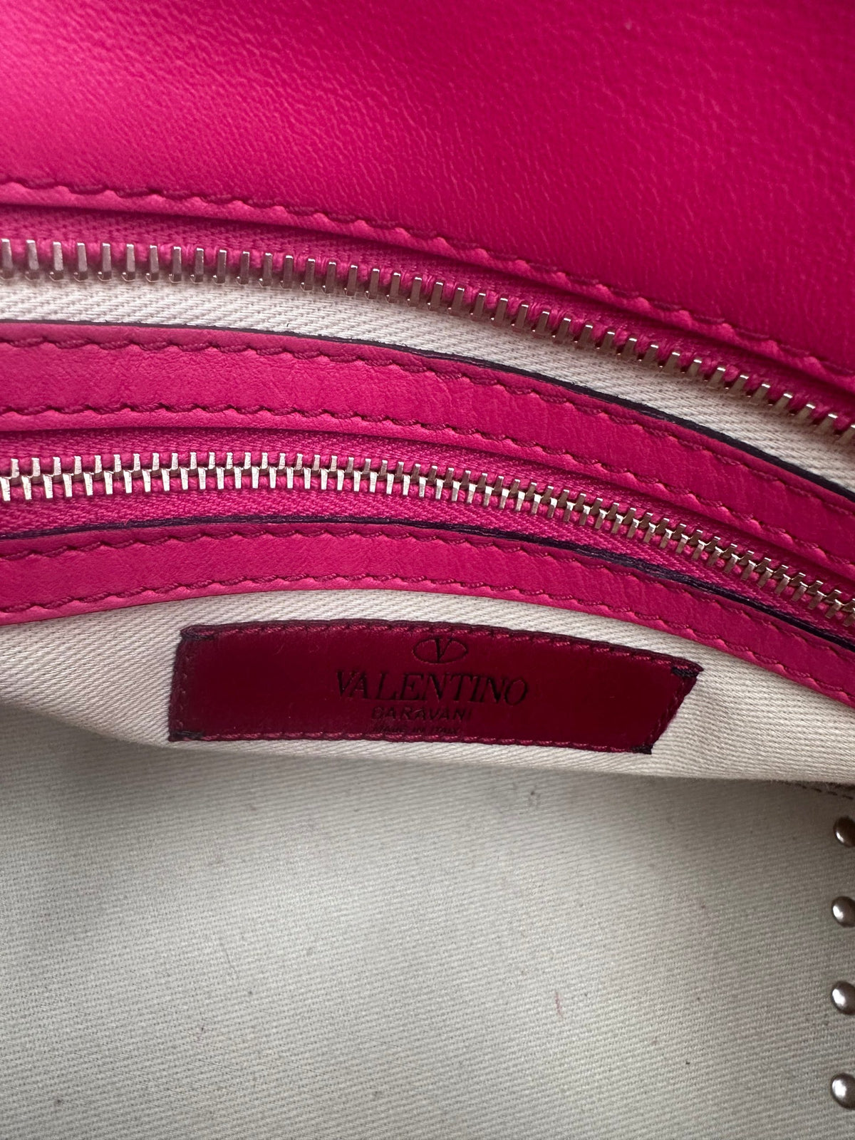 Valentino Garavani Rockstud Medium Pink Handbag