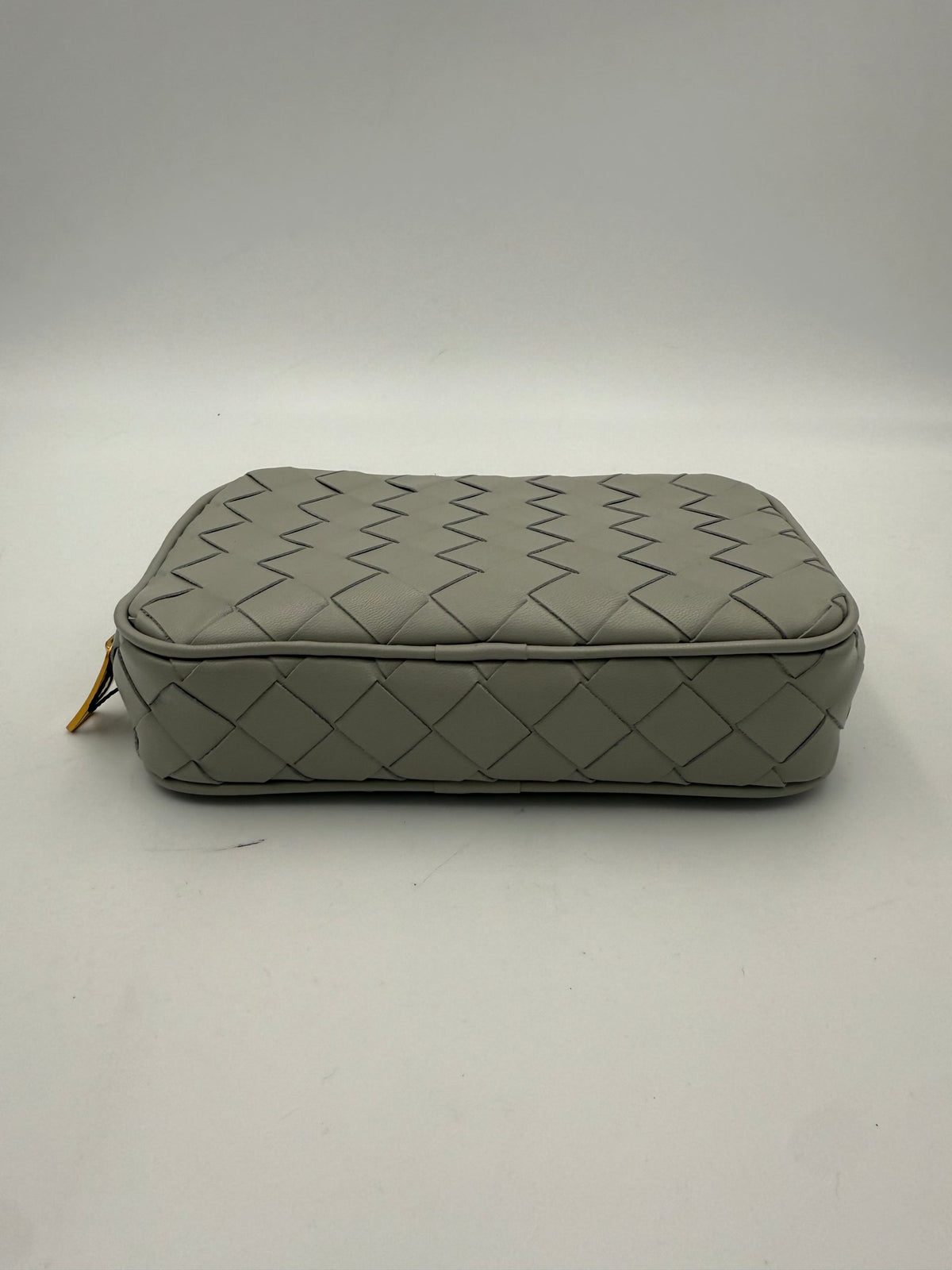 Bottega Veneta Intrecciato Clutch - Élégance et Polyvalence