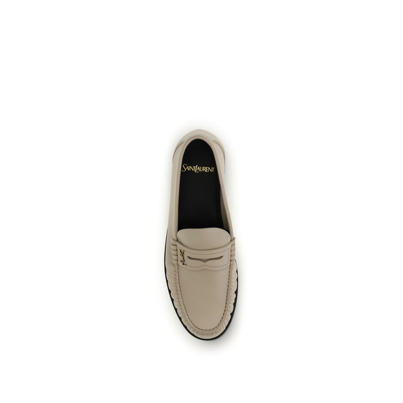 Mocassins à enfiler Saint Laurent en cuir de veau beige