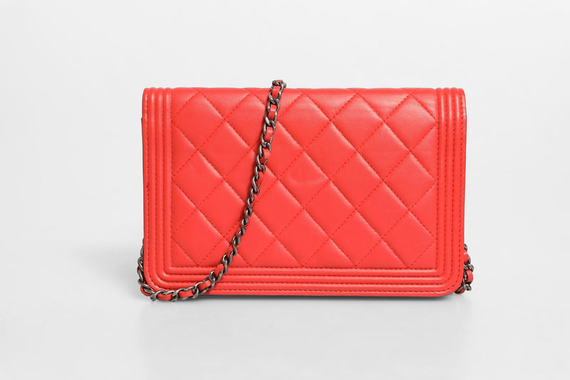 Chanel Boy Wallet on Chain en Cuir Agneau Rouge
