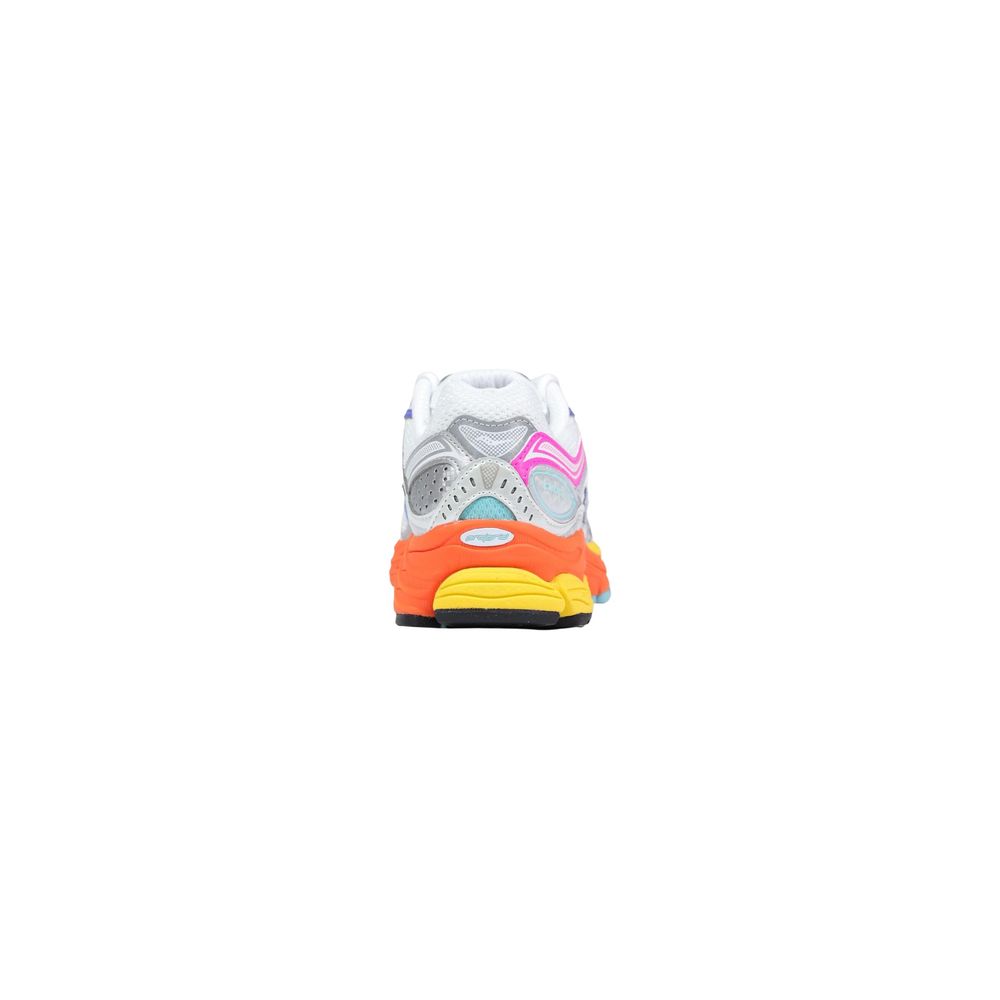 Saucony PROGRID OMNI 9 Women’s White Synthetic Sneakers