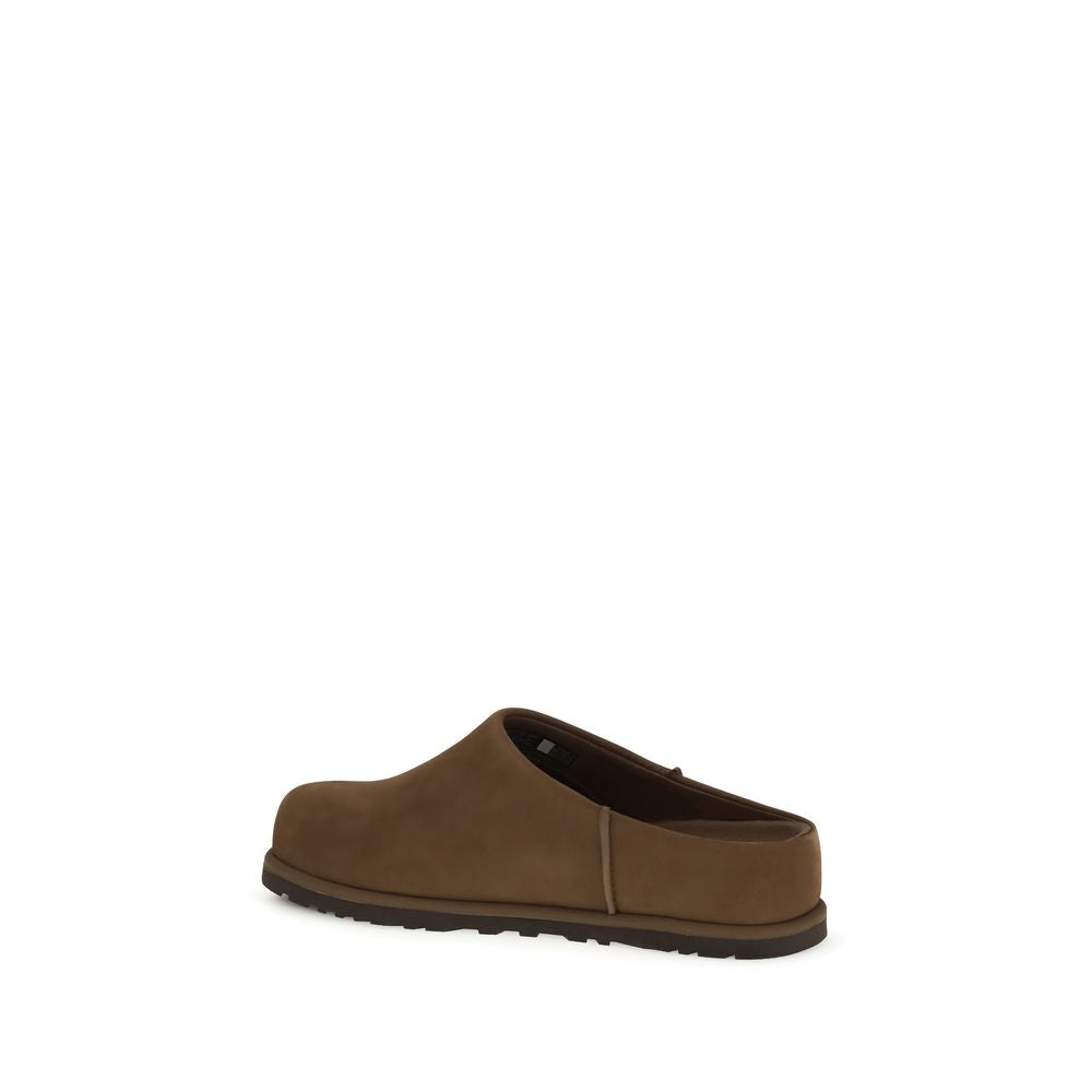 UGG Brown Calf Leather Bos Taurus Clogs - Comfortable & Stylish