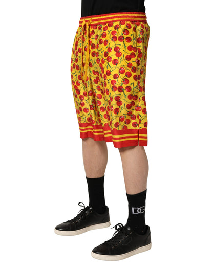 Short en soie Dolce & Gabbana à imprimé cerises jaune et rouge