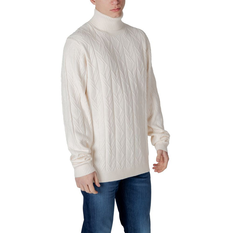 In My Hood Cream Polyester Turtleneck Sweater for Men
