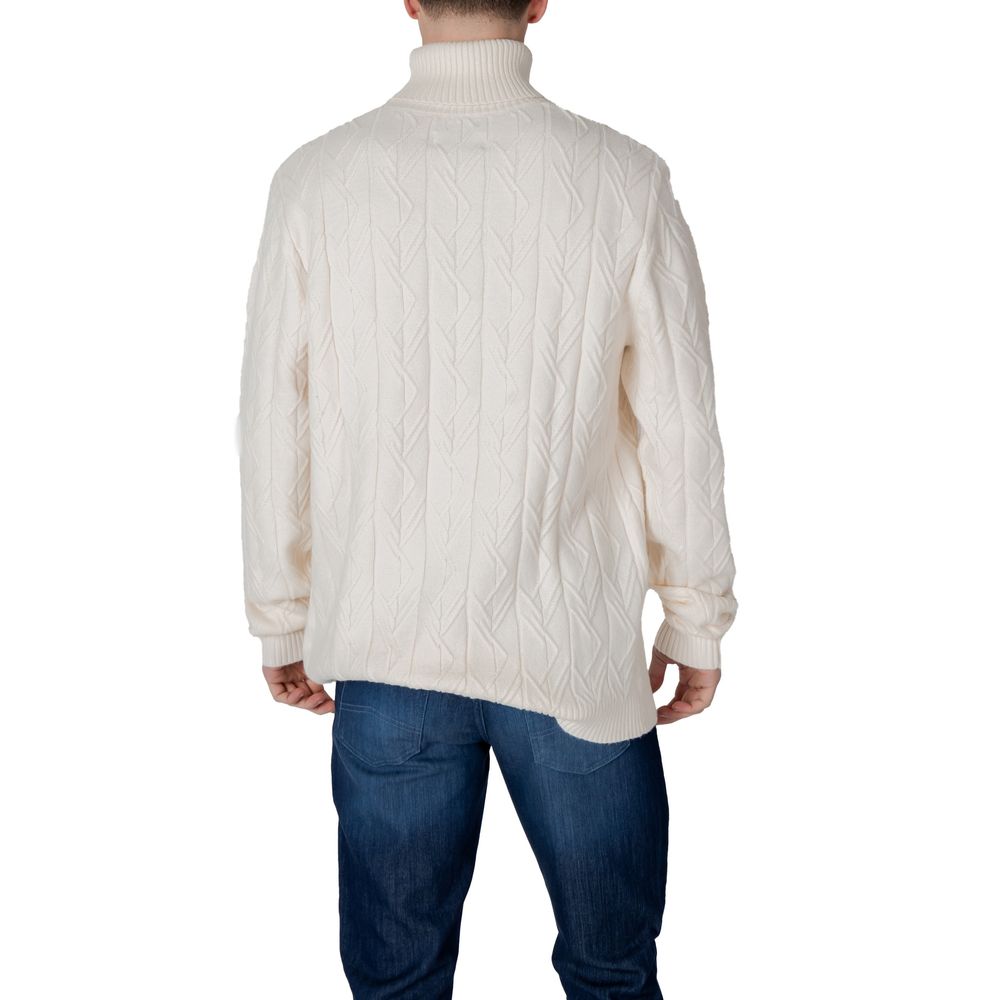 In My Hood Cream Polyester Turtleneck Sweater for Men