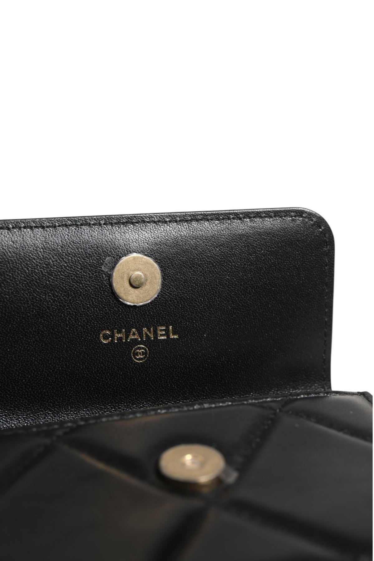 Chanel 19 Porte-Monnaie à Rabat en Cuir Matelassé Noir Bandoulière