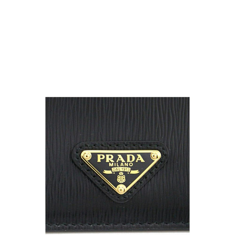 Prada Black Calfskin Cardholder - Luxe et Élégant Accessoire