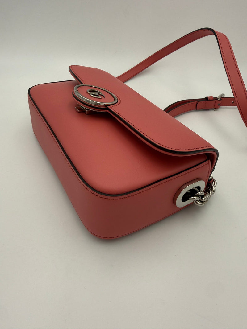 Gucci GG Marmont Leather Shoulder Bag - Timeless Elegance