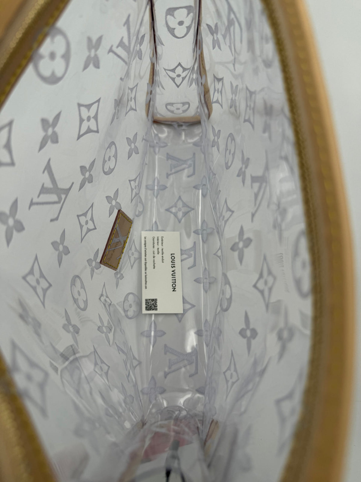 Louis Vuitton Monogram Transparent Pochette - Unisex Handbag