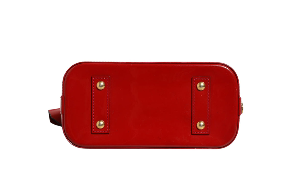 Louis Vuitton Pomme D'Amour Monogram Vernis Alma BB - Sac à main