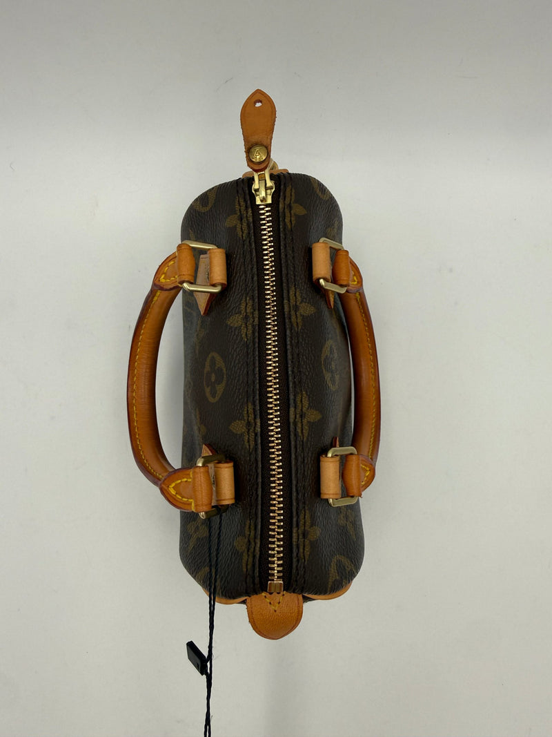 Louis Vuitton Nano Speedy Monogram Handbag - Élégance Intemporelle