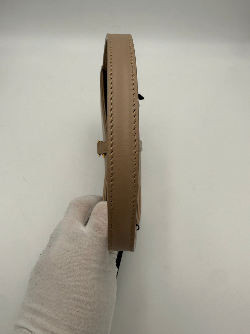 Saint Laurent LA 5 A 7 Mini Handbag - Élégance intemporelle