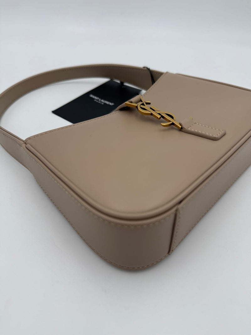 Saint Laurent LA 5 A 7 Mini Handbag - Élégance intemporelle