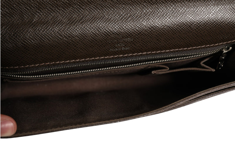 Louis Vuitton Belaia Clutch in Taiga Leather