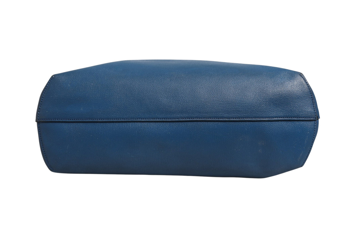 Cabas Fendi en cuir bleu marine