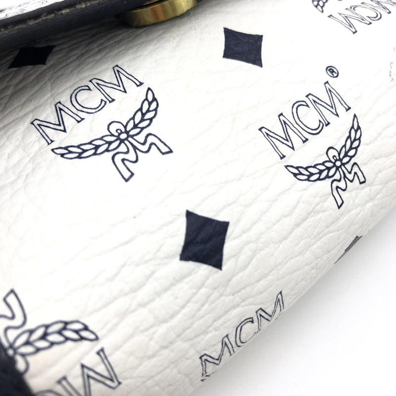 MCM Mini Crossbody Bag White Visetos - Élégance et Praticité