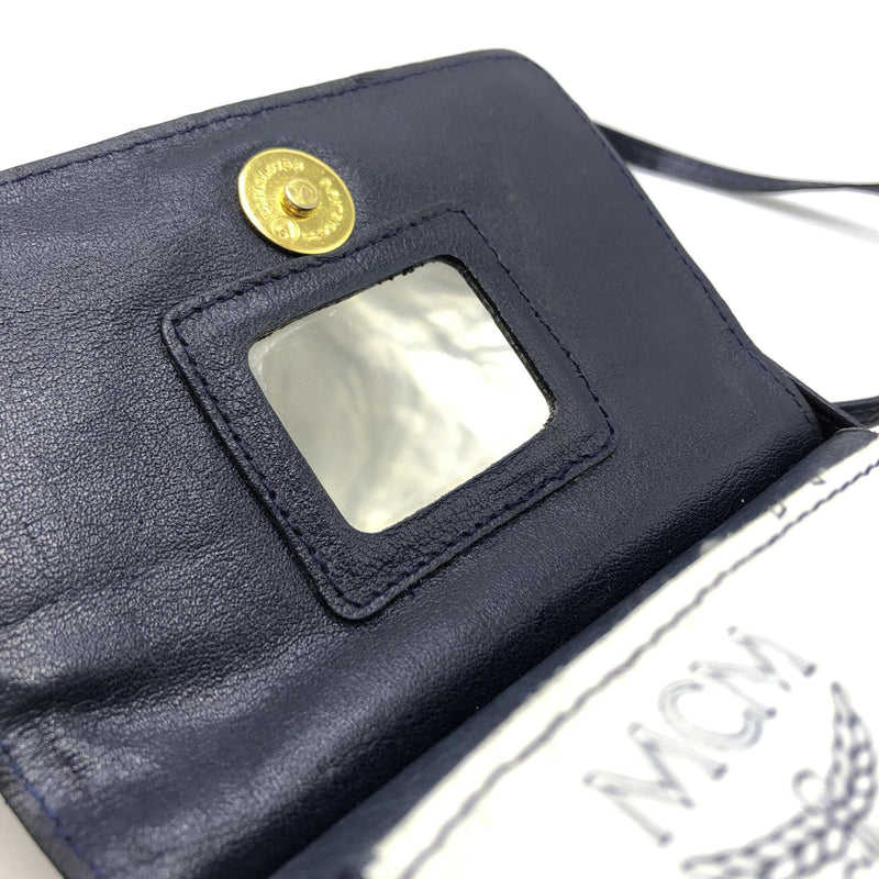 MCM Mini Crossbody Bag White Visetos - Élégance et Praticité