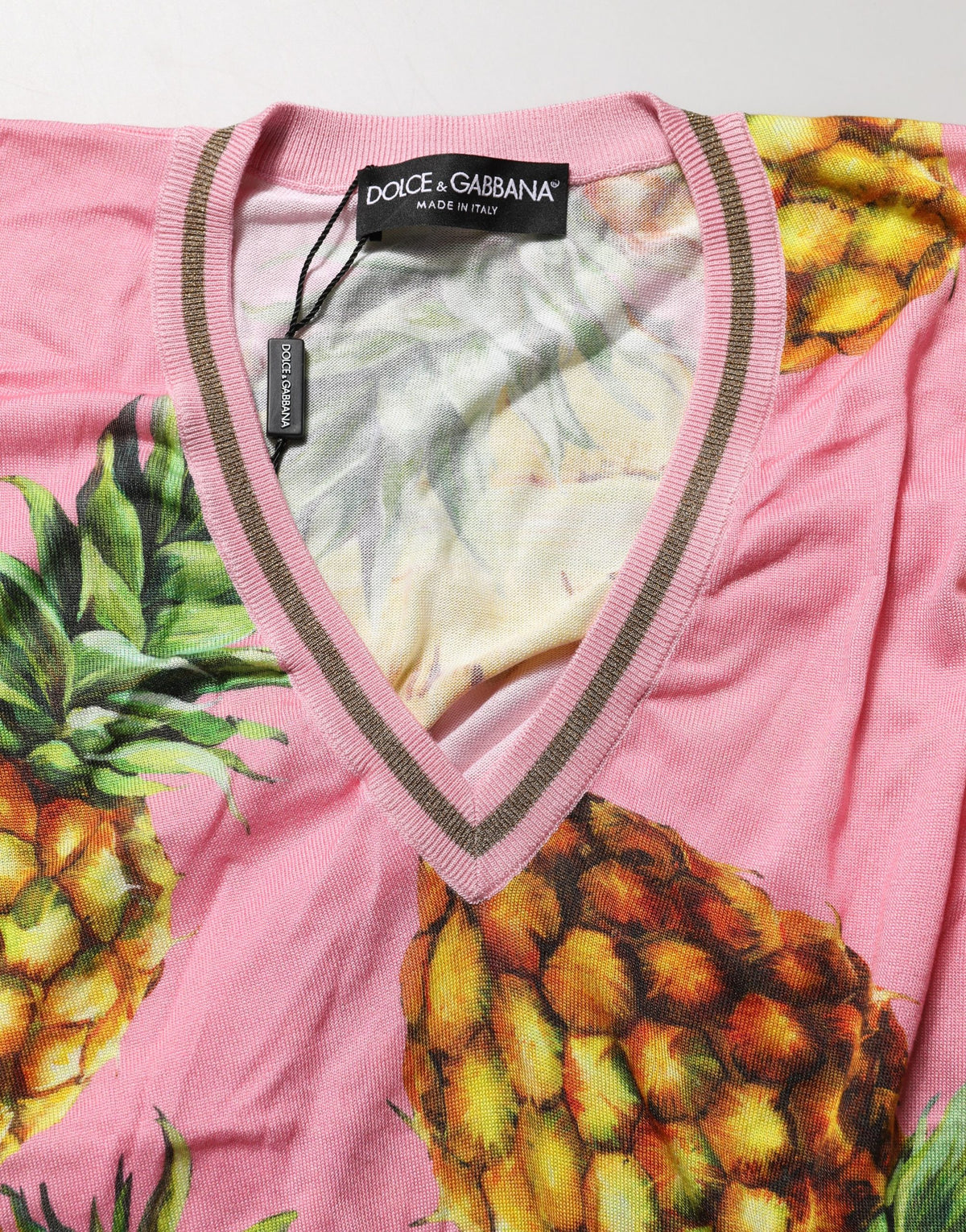 Dolce & Gabbana Pink Pineapple V-neck Short Sleeve Cropped Top