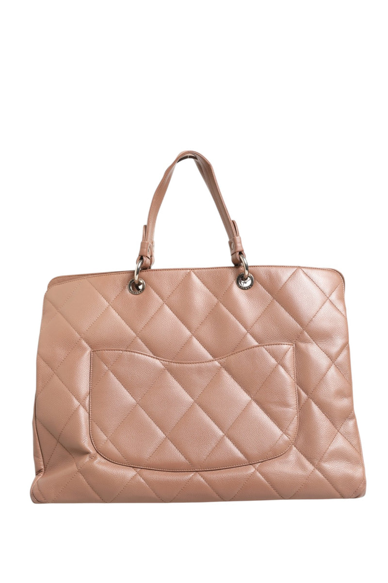 Chanel Grand Shopping Tote - Élégance et Praticité