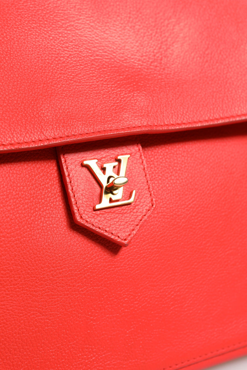 Louis Vuitton Lockme Tote Bag - Élégance et Style