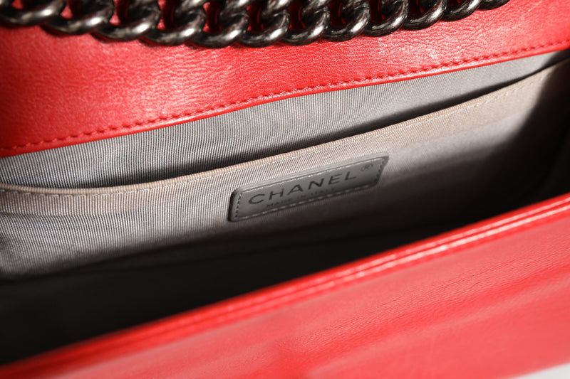 Chanel Red Diamond Stitch Calfskin Leather New Medium Boy Bag