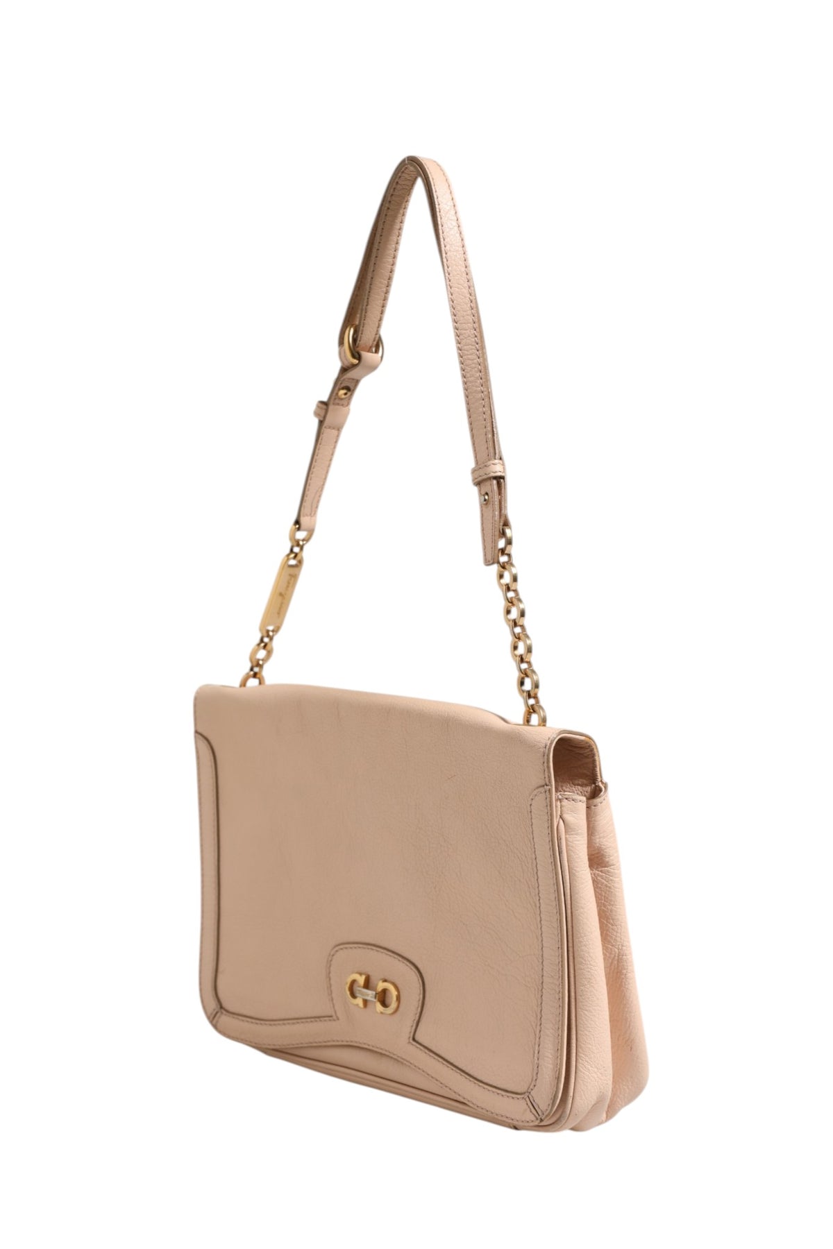 Salvatore Ferragamo Gancini Shoulder Bag en Rose Poudré