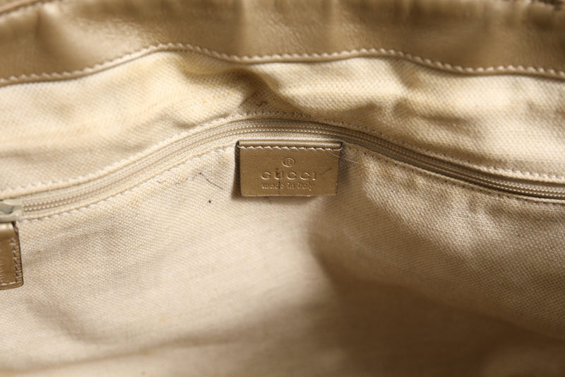 Gucci Sukey Canvas 2way Bag - Élégance intemporelle