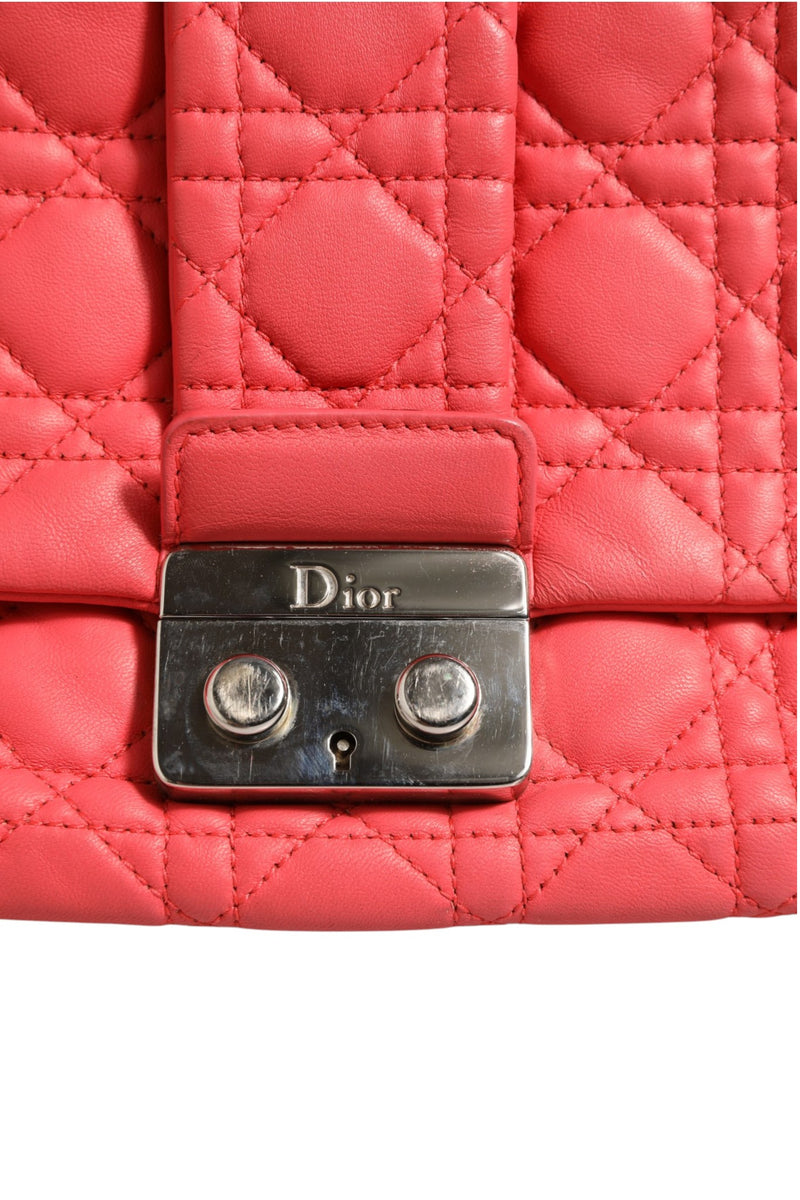 Christian Dior Miss Dior Bag en Cuir Cannage Corail