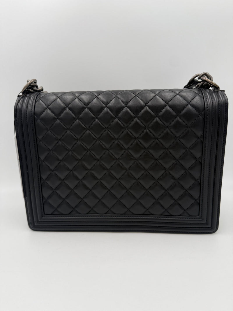 Chanel Bicolor Leather Handbag - Timeless Elegance
