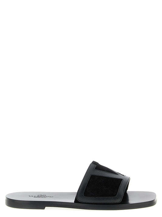 Valentino Garavani Black Calfskin ‘Viva Superstar’ Slides