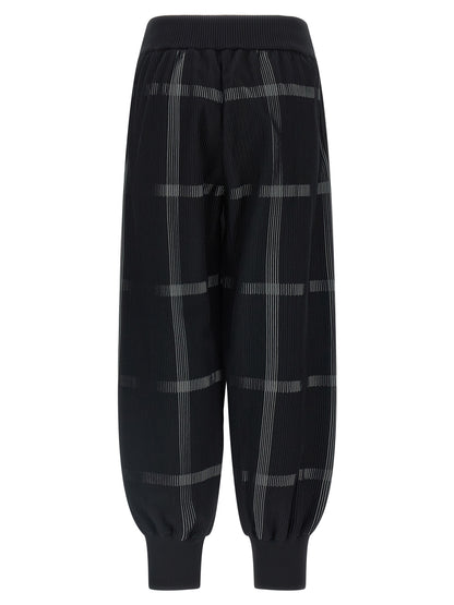 PLEATS PLEASE ISSEY MIYAKE Black Polyester Casual Pants