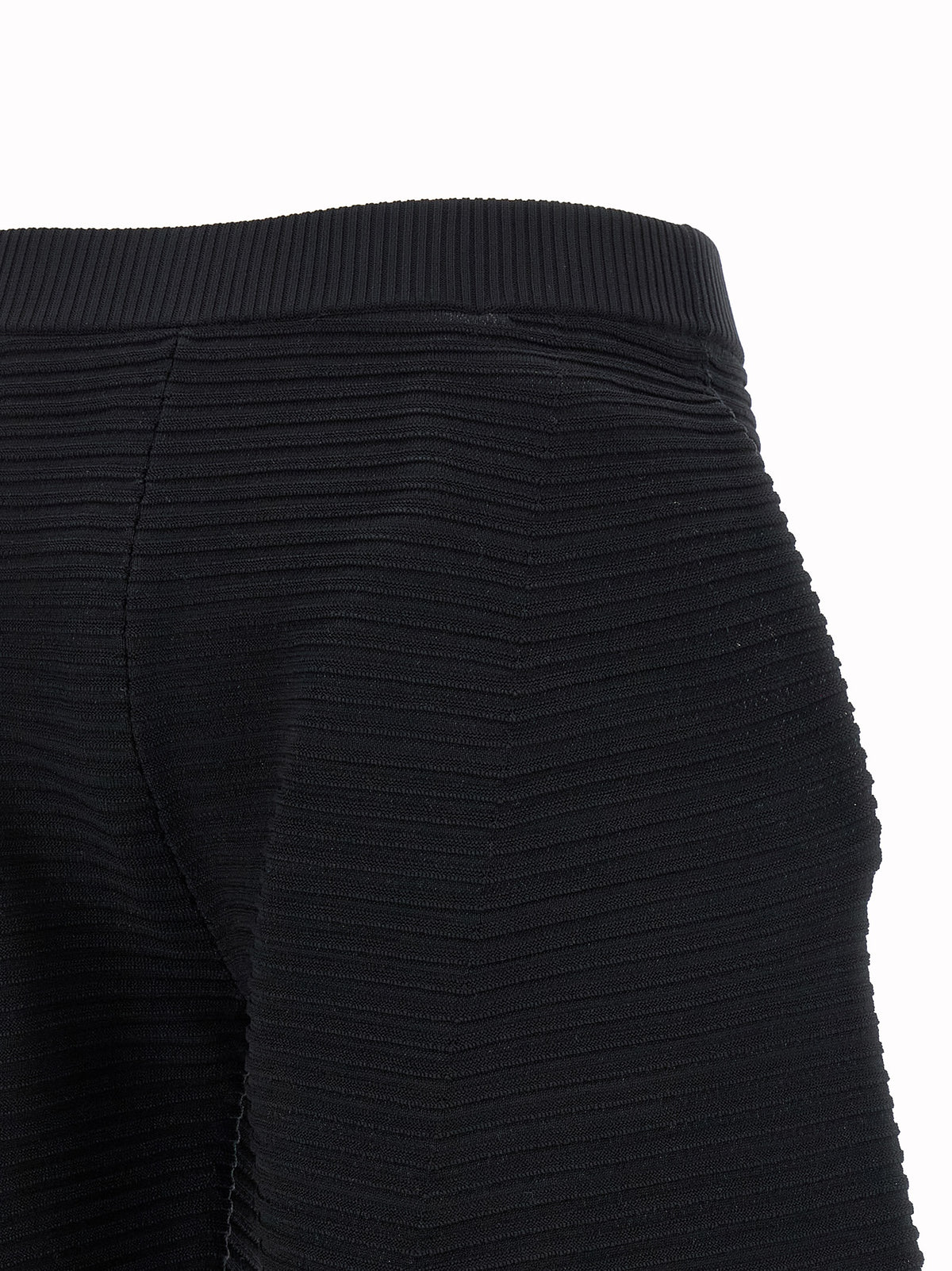 Pantalon court Issey Miyake en polyester noir