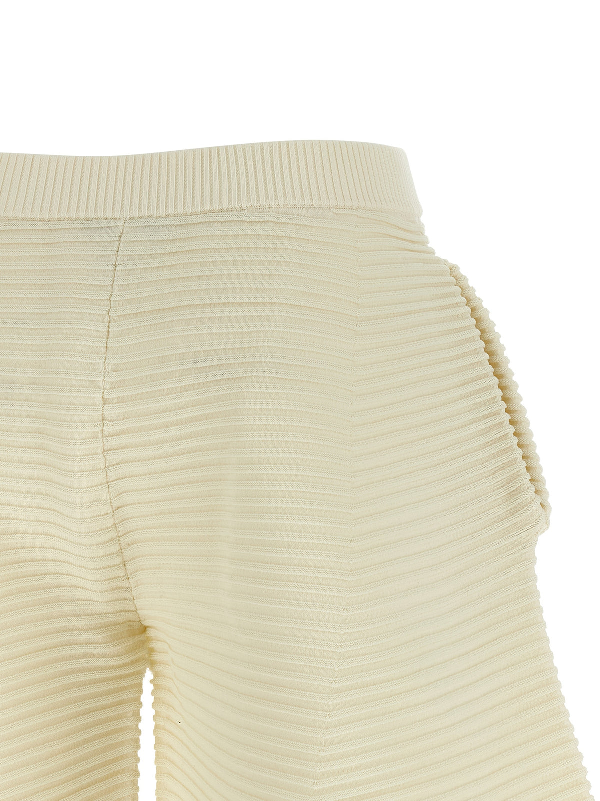Pantacourt Issey Miyake en polyester blanc