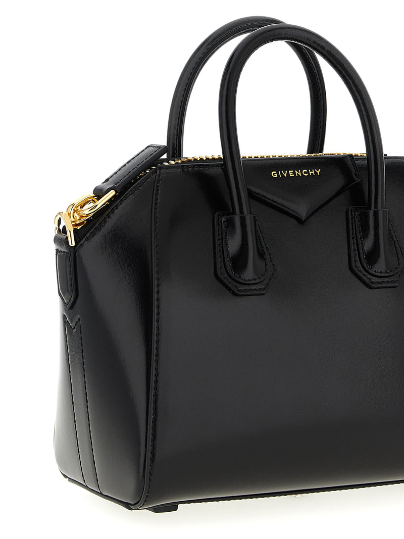 Sac à main Givenchy en cuir de veau noir