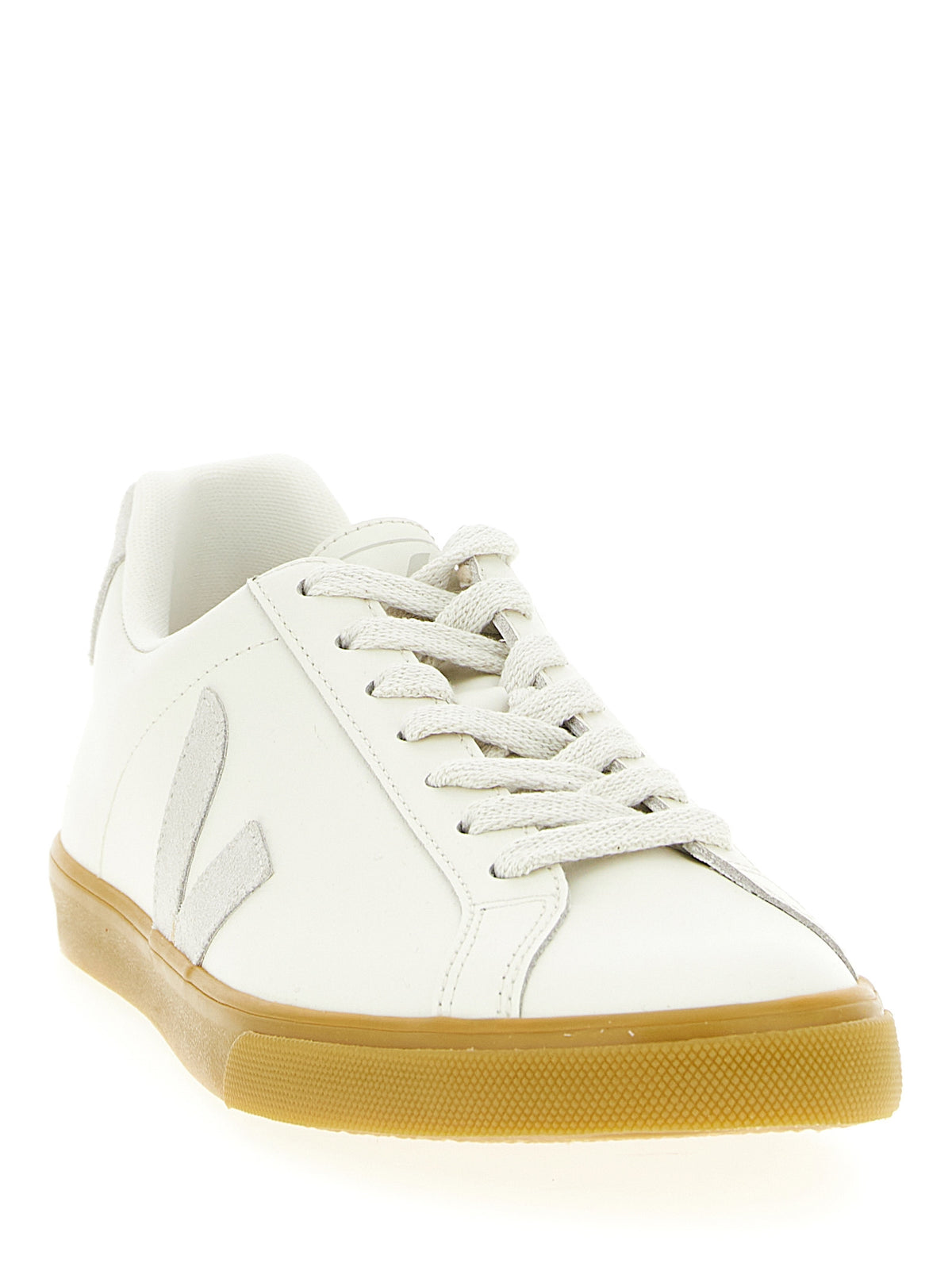 Baskets basses Veja en cuir de veau beige