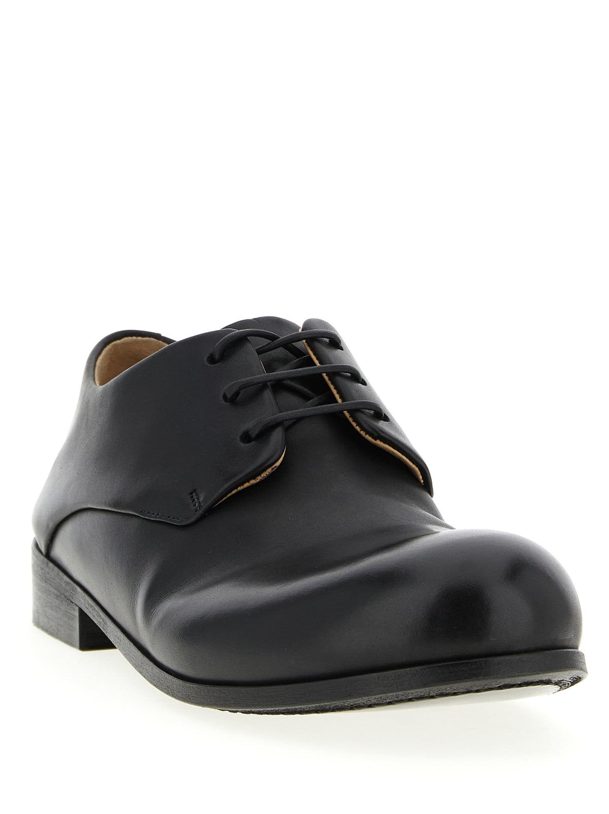 Richelieus et Derbys en veau noir Marsell