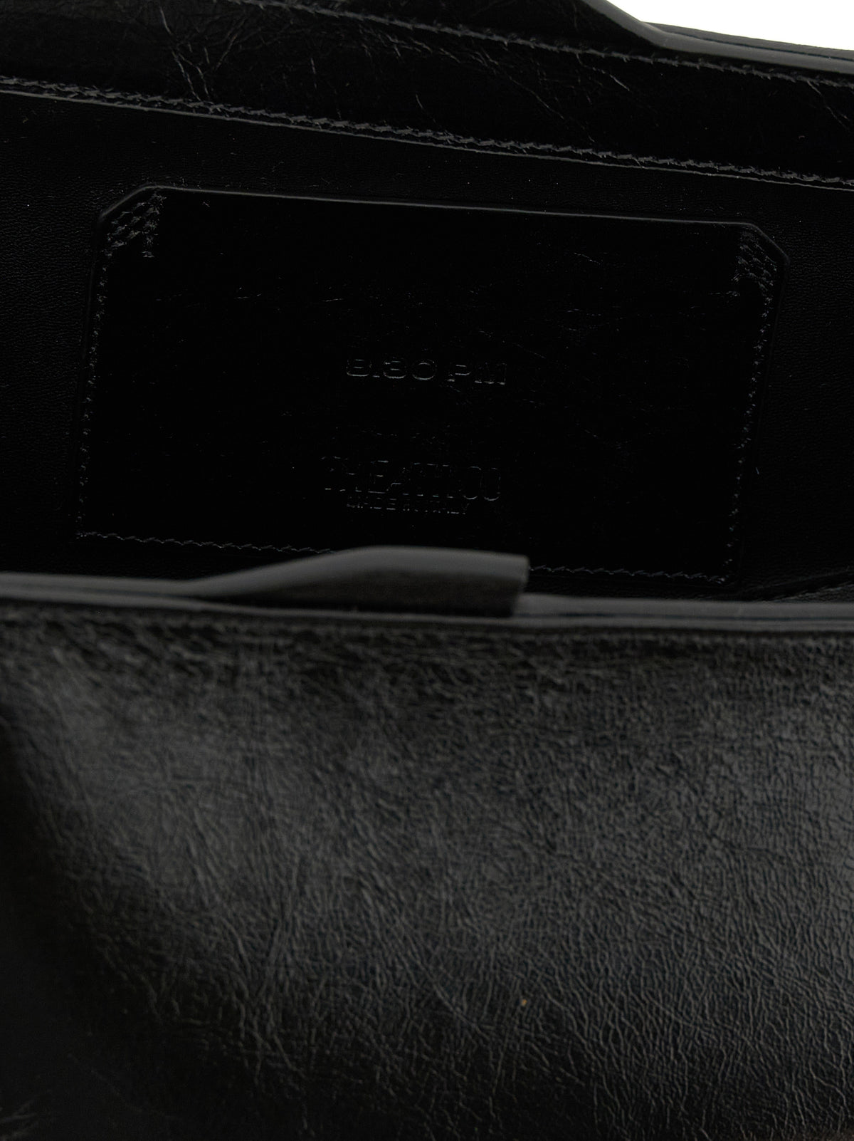 La pochette The Attico en veau noir