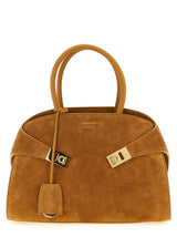 Sac à main Ferragamo en cuir de chèvre beige
