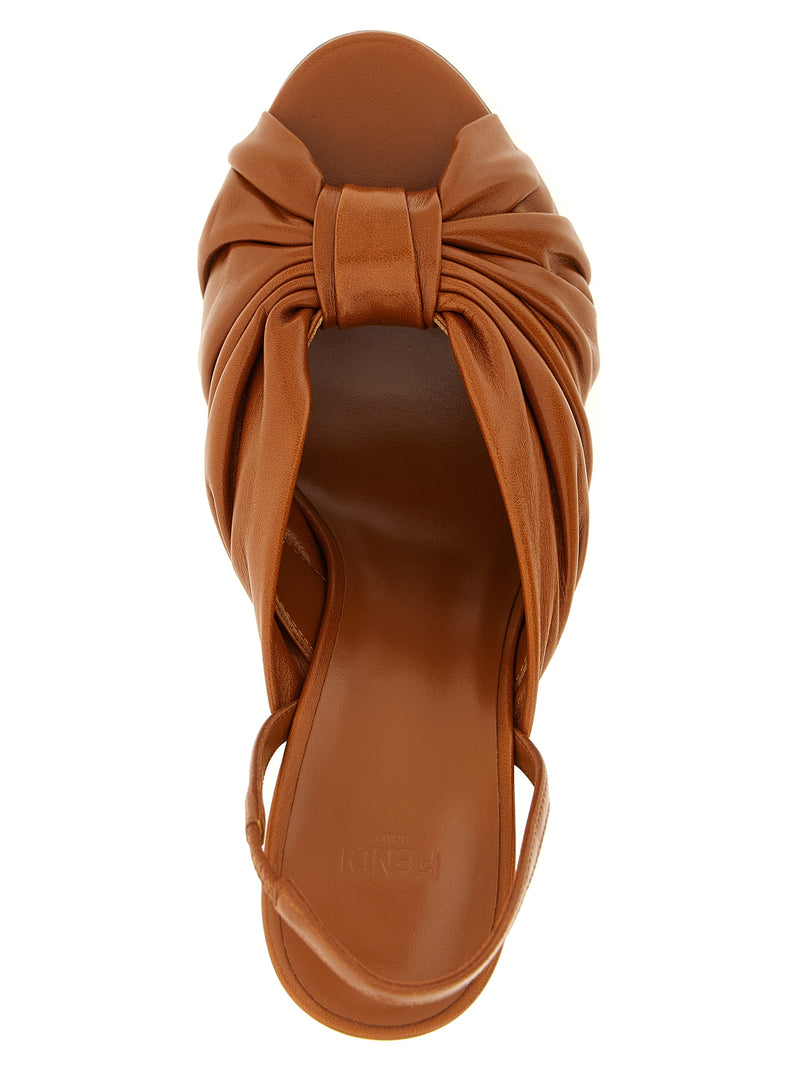 Sandales à talons aiguilles Fendi en cuir d'agneau marron