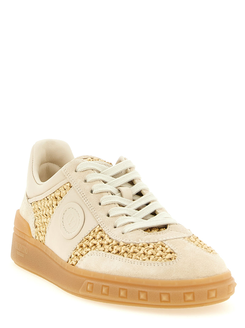 Baskets basses Valentino Garavani en cuir de veau beige