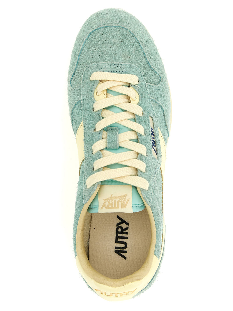 Baskets basses Autry en cuir de vachette bleu